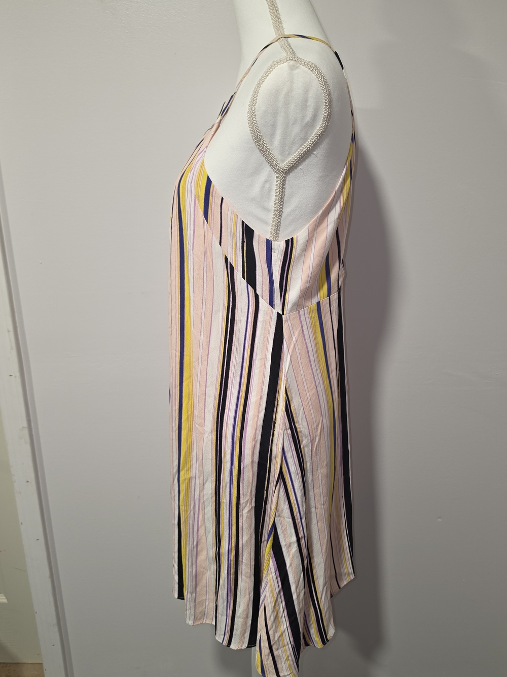 1. STATE Striped Flowy Midi Halter Summer Dress Womens Size Medium - Picture 3 of 7